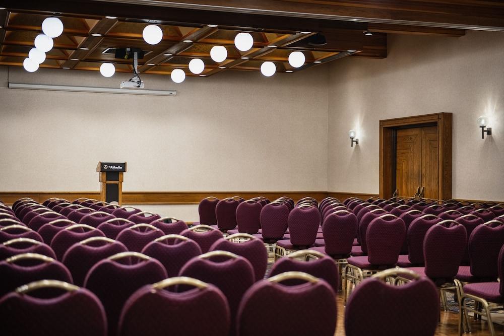 Valhalla Hotel & Conference Centre Тандер-Бей Экстерьер фото