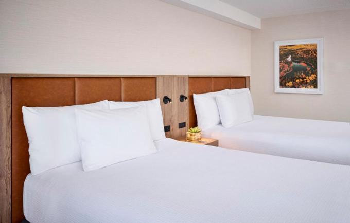 Valhalla Hotel & Conference Centre Тандер-Бей Экстерьер фото