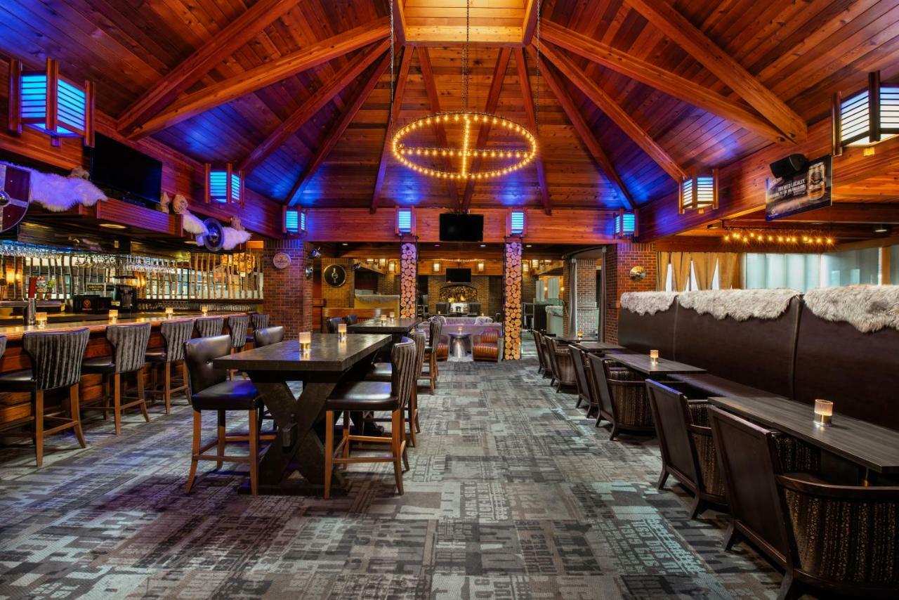 Valhalla Hotel & Conference Centre Тандер-Бей Экстерьер фото